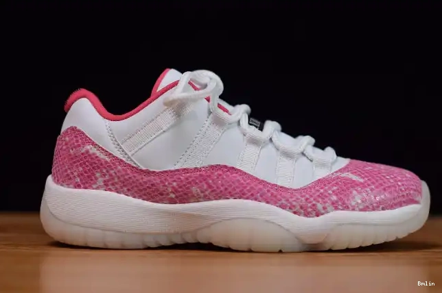 Bmlin shoes Pink AH7860-106 Air Snakeskin Low Jordan WMNS 11 0518